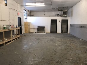 256 E 137th St, Bronx, NY for lease Interior Photo- Image 2 of 2