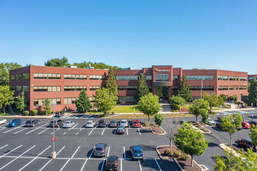 1001 Adams Ave, Norristown, PA for lease - Building Photo - Image 1 of 16