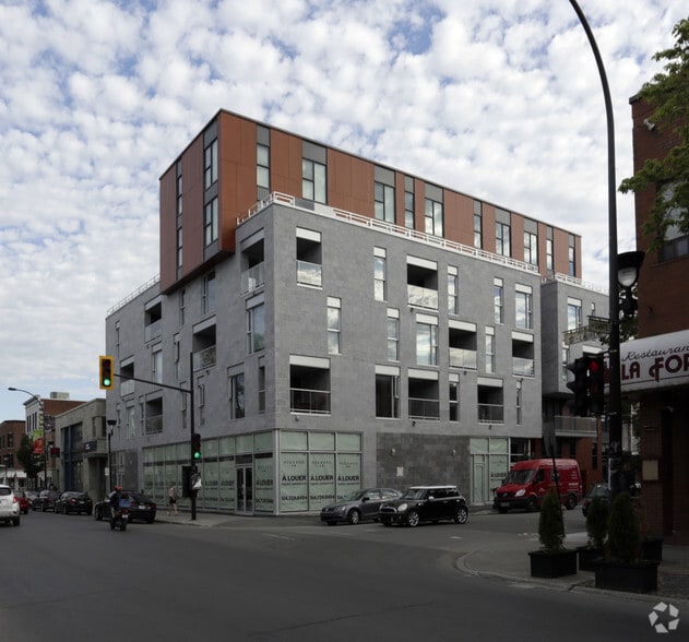 6833-6835 Boul Saint-Laurent, Montréal, QC for sale - Building Photo - Image 3 of 10