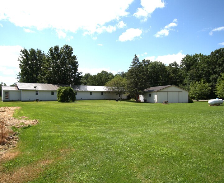 351 S Bay Mid County Line Rd, Midland, MI for sale - Building Photo - Image 3 of 48