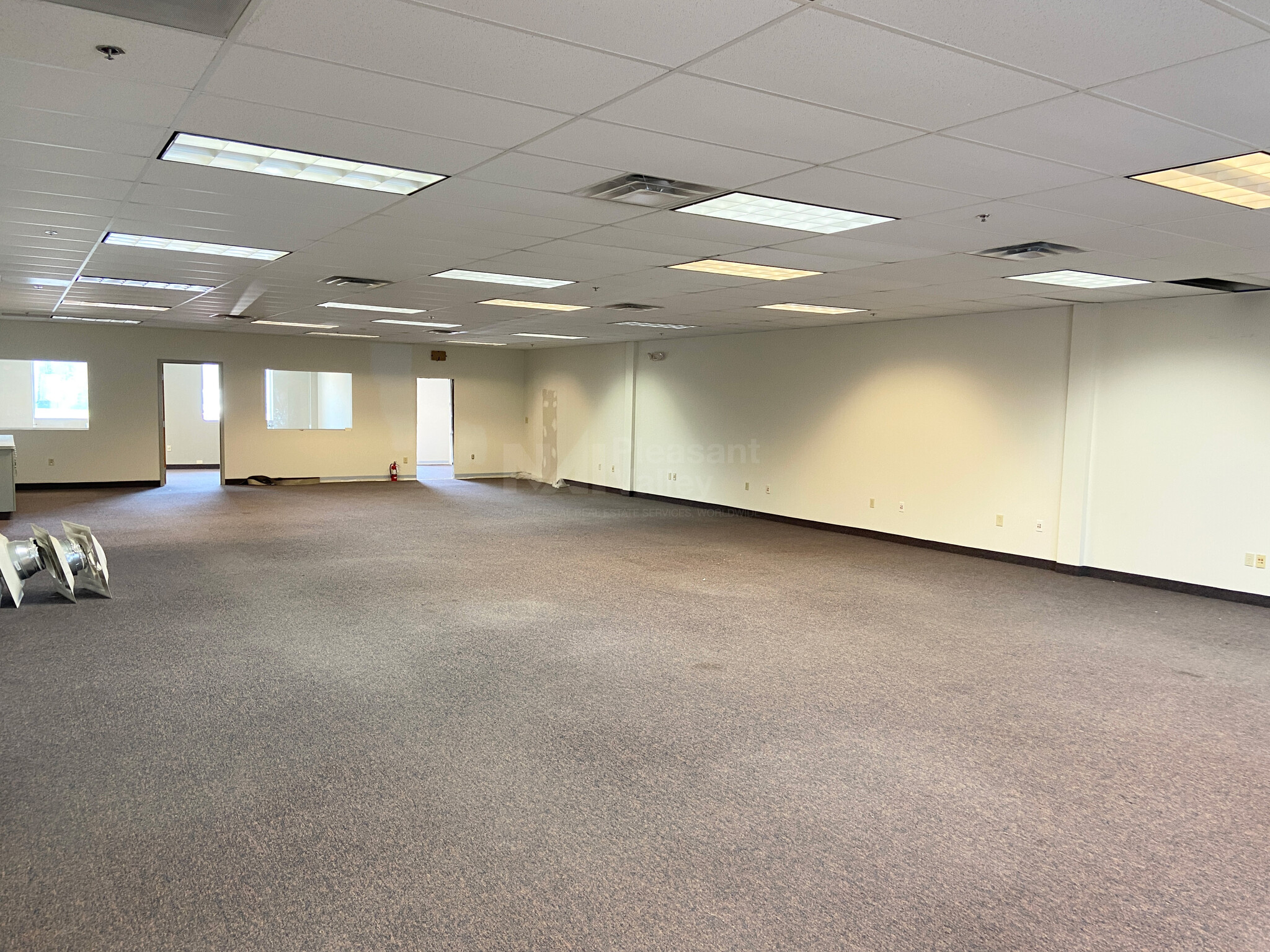 26901 Cannon Rd, Bedford Heights, OH for lease Interior Photo- Image 1 of 4