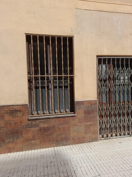 Retail in Cáceres, Cáceres for sale - Building Photo - Image 3 of 19