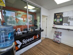 242 High St, London for lease Interior Photo- Image 2 of 6