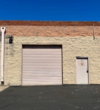 519 W Lone Cactus Dr, Phoenix, AZ for lease - Building Photo - Image 3 of 6