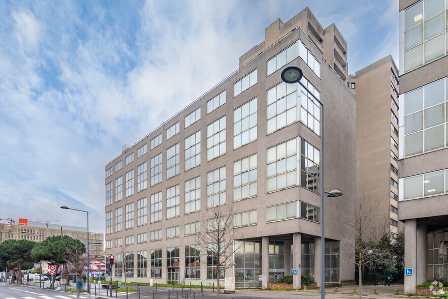 102-108 Avenue De Stalingrad, Villejuif for lease - Primary Photo - Image 1 of 6