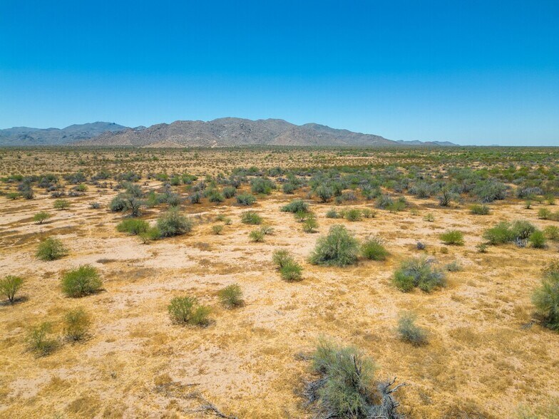 N 195th Ave, Surprise, AZ for sale - Building Photo - Image 2 of 3