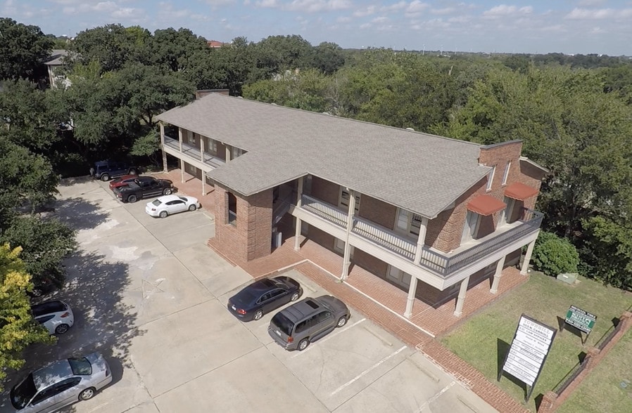 303 N Carroll Blvd, Denton, TX for lease - Other - Image 2 of 14