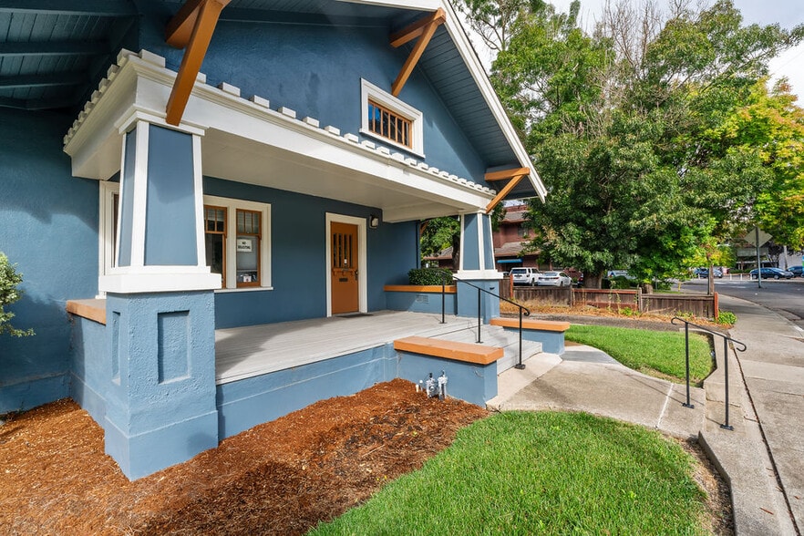 1313 College Ave, Santa Rosa, CA for sale - Building Photo - Image 2 of 28