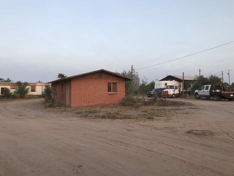 851 John Wayne, Maricopa, AZ for sale - Primary Photo - Image 1 of 1