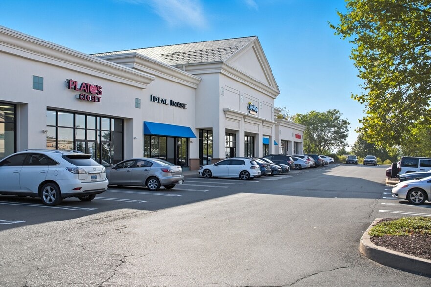 70 Buckland Rd, South Windsor, CT for lease - Building Photo - Image 1 of 9