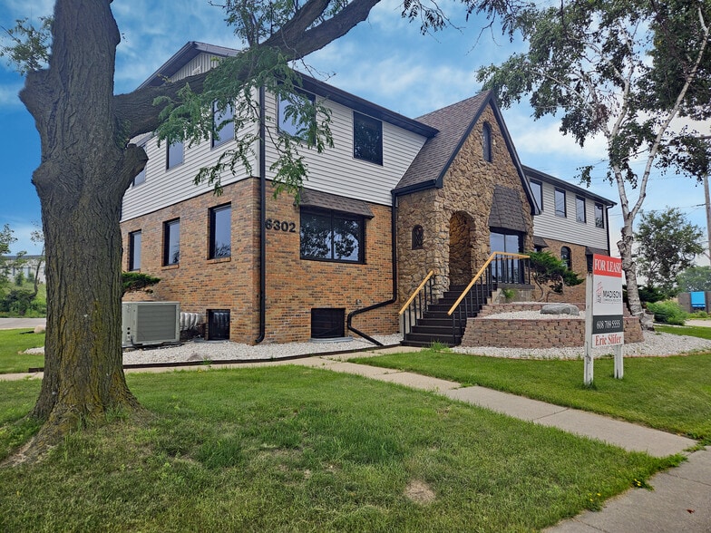 6302 Odana Rd, Madison, WI for lease - Building Photo - Image 1 of 8