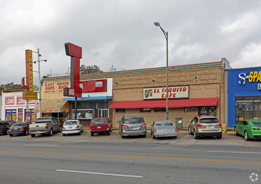 5421-5427 E Grand Ave, Dallas, TX for lease - Building Photo - Image 2 of 5