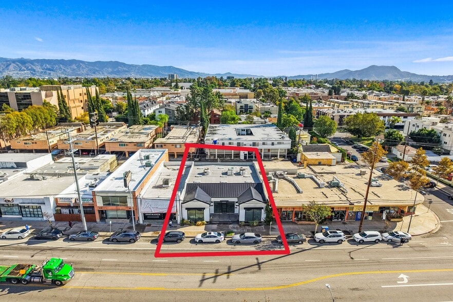 5310-5314 Laurel Canyon Blvd, Valley Village, CA for sale - Building Photo - Image 3 of 21