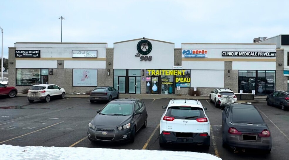 908-914 Sainte-Thérèse, Saint-jerome, QC for sale - Primary Photo - Image 1 of 1