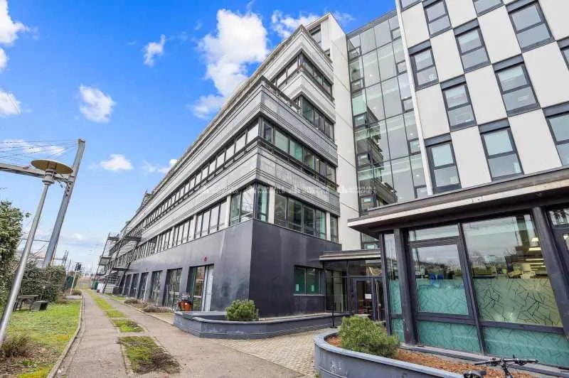 117 Boulevard Marius Vivier-Merle, Lyon for lease Building Photo- Image 1 of 24