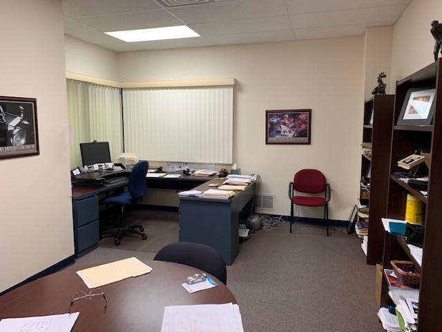 1092-1112 N Meridian Rd, Youngstown, OH for lease - Interior Photo - Image 2 of 13