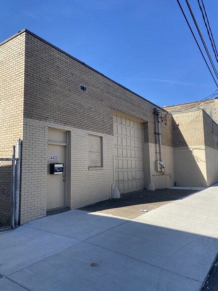 4433 Howley St, Pittsburgh, PA for lease - Building Photo - Image 2 of 7