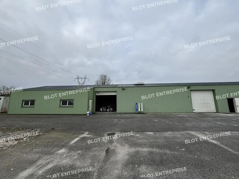 Flex in Pontchâteau for lease - Building Photo - Image 3 of 10