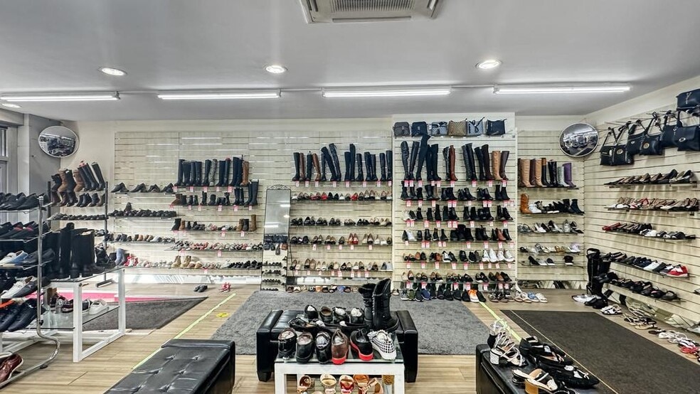 20 Craven Park Rd, London for lease - Interior Photo - Image 3 of 15