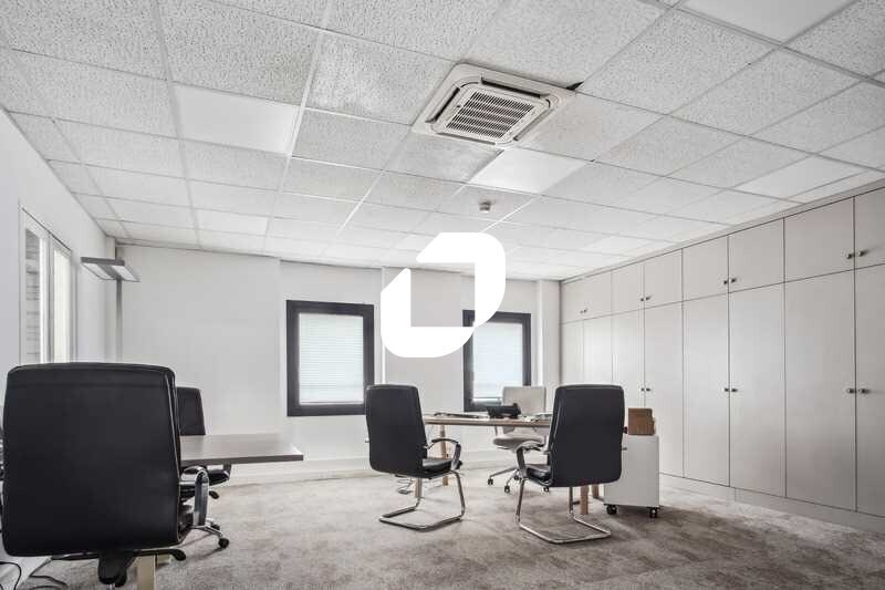 Flex in Saint-Soupplets for lease - Interior Photo - Image 3 of 13