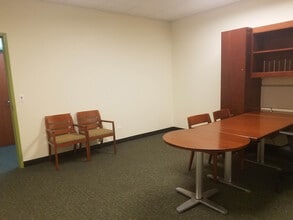 1455 S Barrington Rd, Barrington, IL for lease Interior Photo- Image 2 of 3