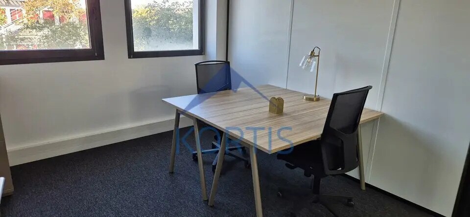 Office in Saint-Priest for lease - Interior Photo - Image 3 of 11