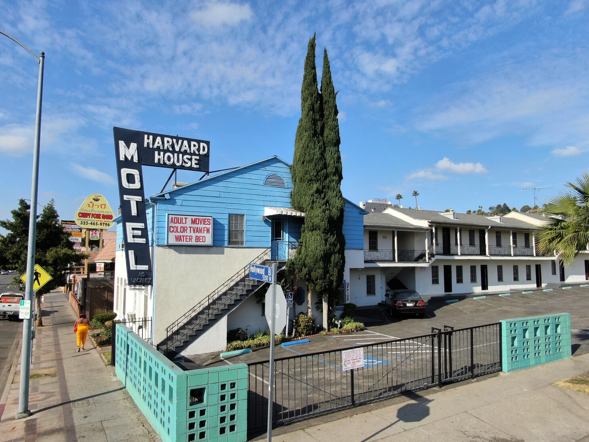 5251 Hollywood Blvd, Los Angeles, CA 90027 Harvard House Motel