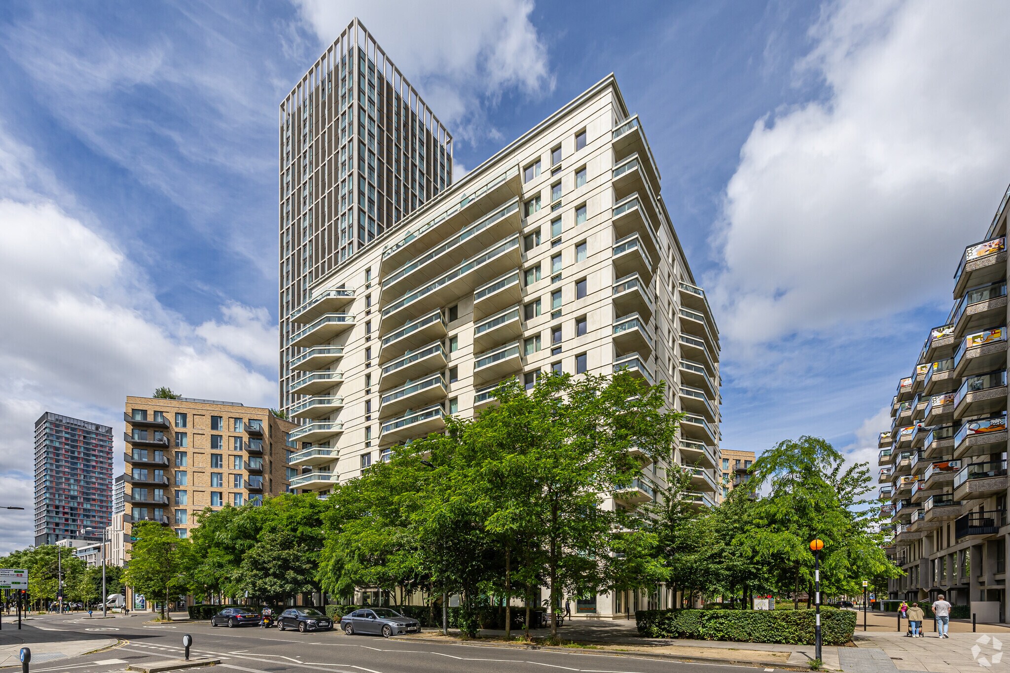 4 Liberty Bridge Rd, London for lease Primary Photo- Image 1 of 11