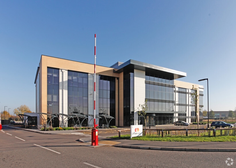 Cygnet Rd, Peterborough for lease - Primary Photo - Image 1 of 5