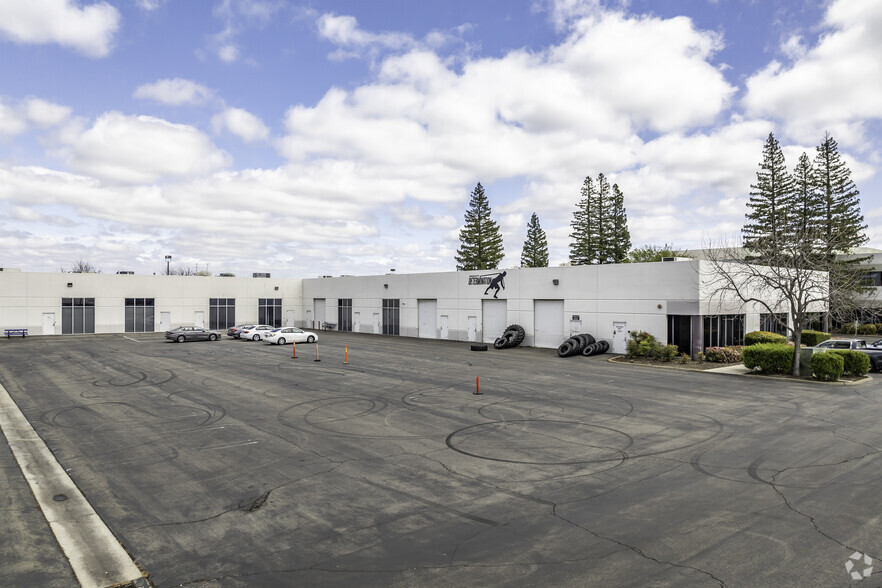 1376 Lead Hill Blvd, Roseville, CA for lease - Building Photo - Image 3 of 7