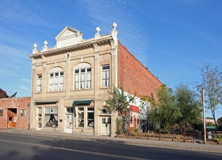 More details for 108-112 E 8th St, Hanford, CA - Retail for Sale