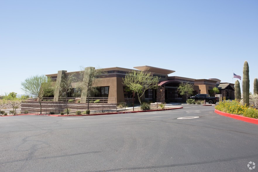 10180-10210 W Happy Valley Rd, Peoria, AZ for lease - Building Photo - Image 2 of 7