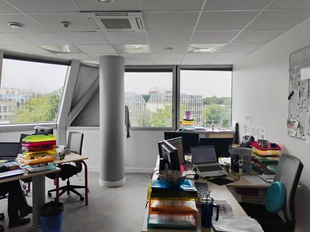 13 Avenue Morane Saulnier, Vélizy-Villacoublay for lease Interior Photo- Image 1 of 8