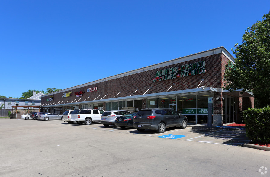 2525 Southmore Blvd, Houston, TX for lease - Building Photo - Image 1 of 4