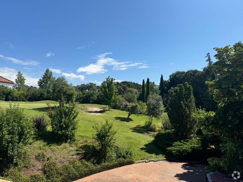 Land in Boadilla del Monte, Madrid for sale - Building Photo - Image 3 of 4