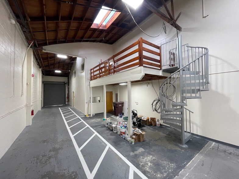 1301-1303 66th St, Emeryville, CA for lease - Interior Photo - Image 3 of 3