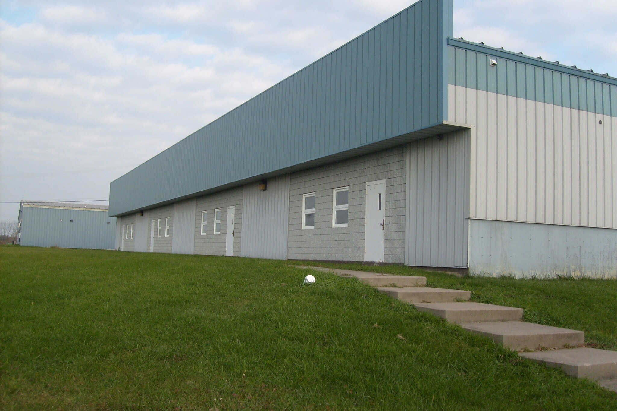 21 Trade Rd, Massena, NY for sale Primary Photo- Image 1 of 1