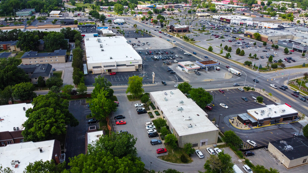 2656-2676 E 2nd St, Bloomington, IN for lease - Building Photo - Image 1 of 3