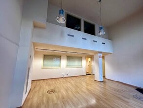 Retail in Sabadell, Barcelona for lease Interior Photo- Image 2 of 10