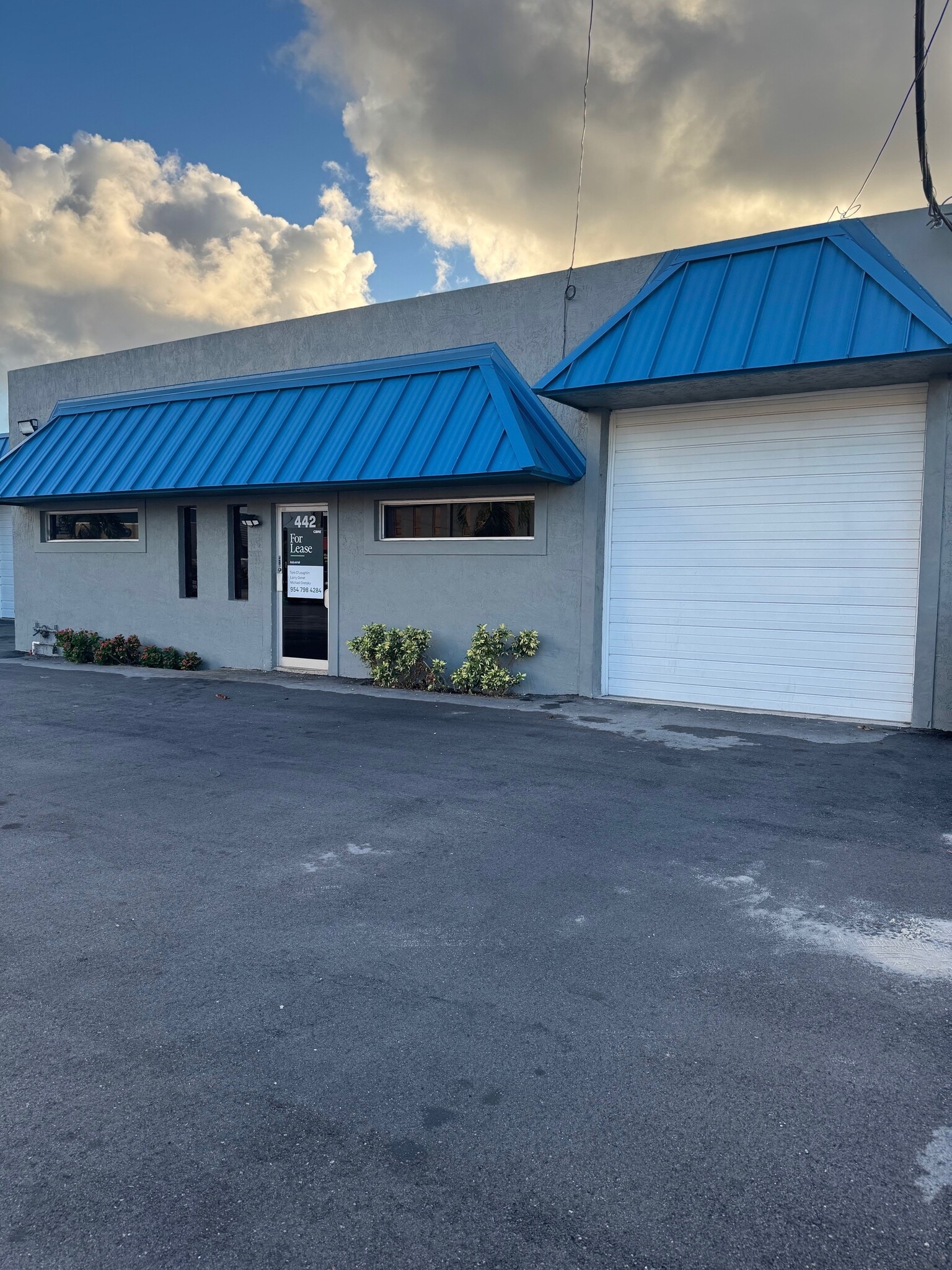 419 S Dixie Hwy E, Pompano Beach, FL for lease Building Photo- Image 1 of 11