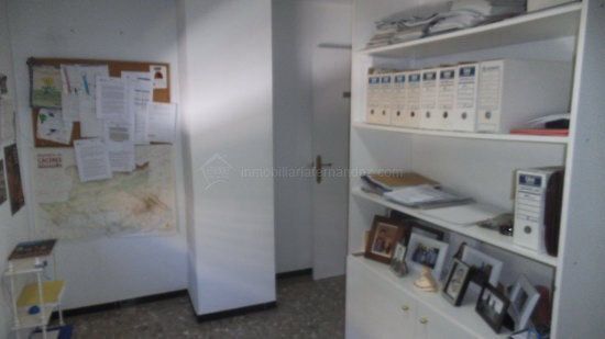 Office in Cáceres for lease - Building Photo - Image 3 of 10