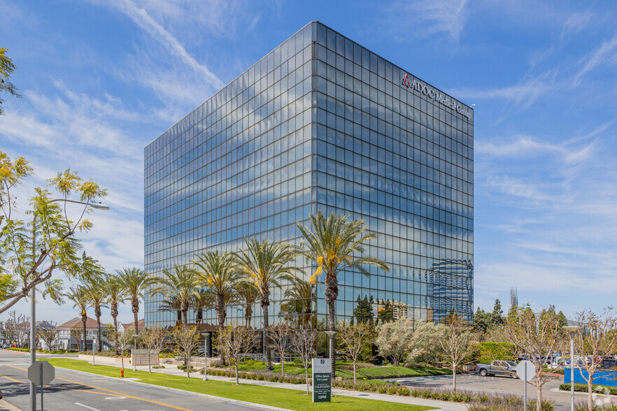 600 City Pky W, Orange, CA for lease - Building Photo - Image 1 of 10