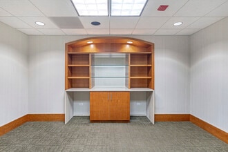 180 N LaSalle St, Chicago, IL for lease Interior Photo- Image 2 of 5