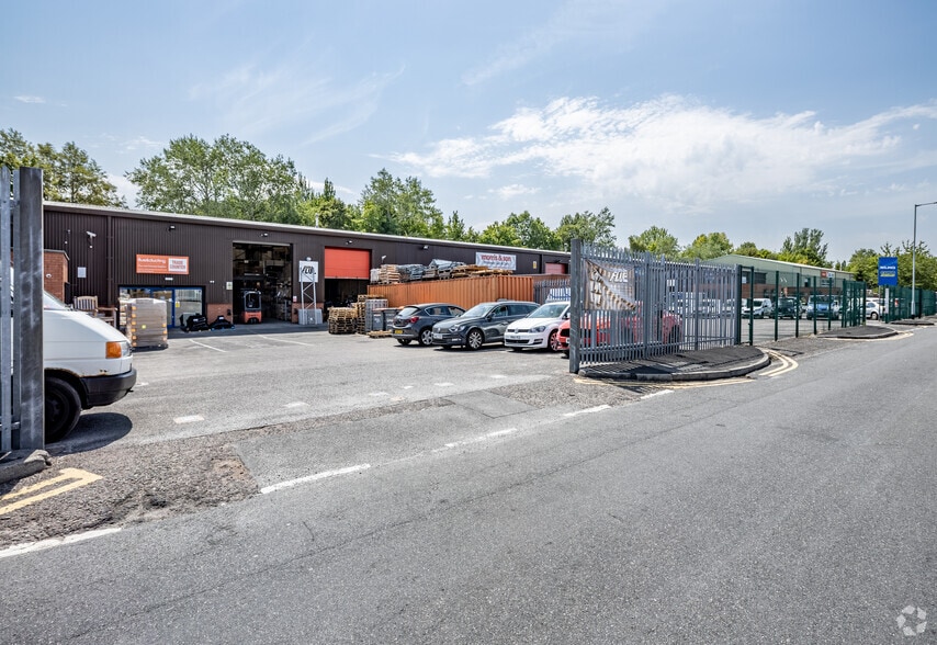 Yew St, Stockport for sale - Primary Photo - Image 1 of 1