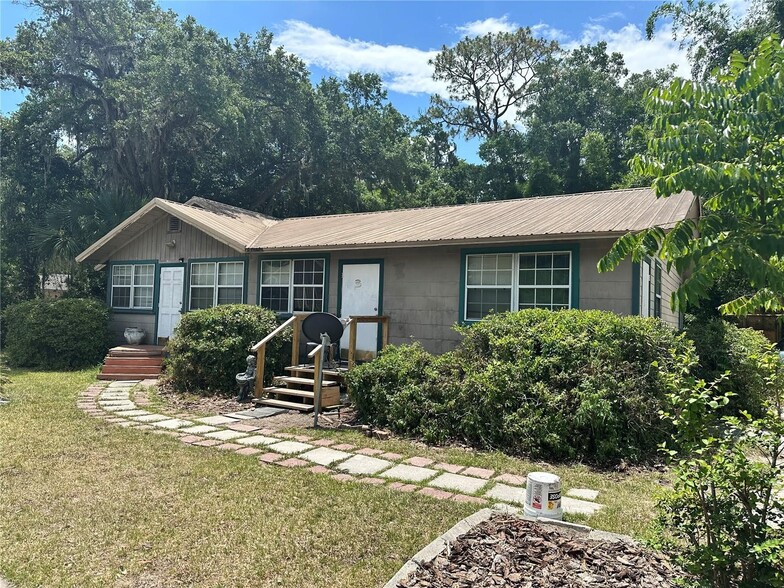 919 NW 23rd Ave, Gainesville, FL for sale - Building Photo - Image 1 of 9