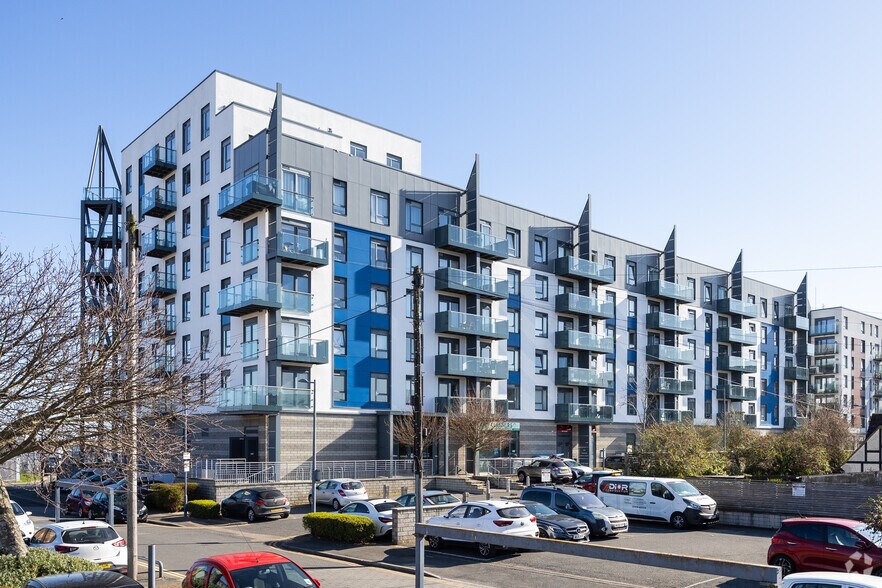 Pier Rd, Gillingham for sale - Primary Photo - Image 1 of 1