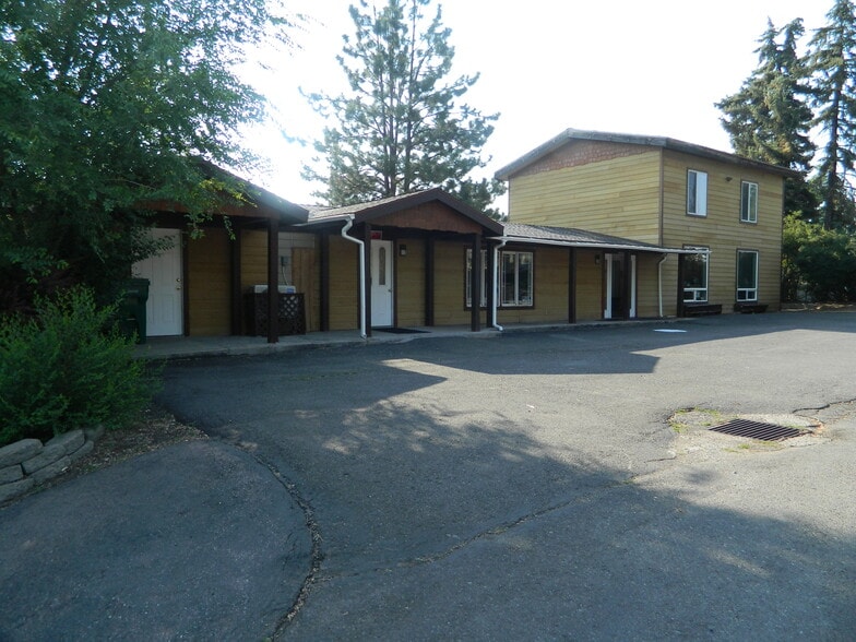 2345 Biehn St, Klamath Falls, OR for sale - Primary Photo - Image 1 of 7