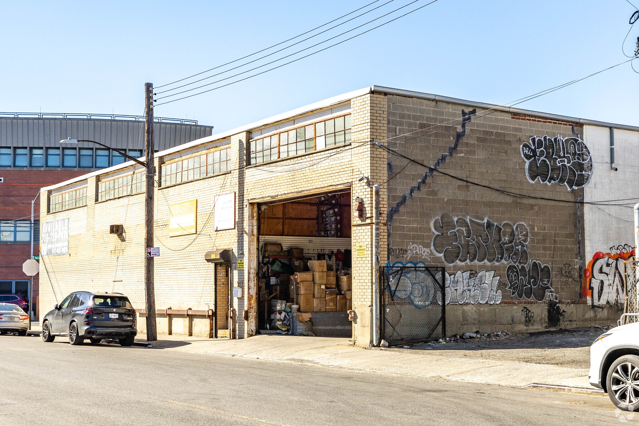 150-168 Varick Ave, Brooklyn, NY for sale Primary Photo- Image 1 of 1