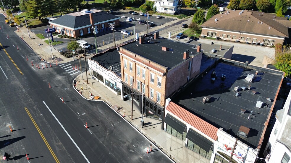 4539 Montgomery Rd, Cincinnati, OH for sale - Building Photo - Image 2 of 24