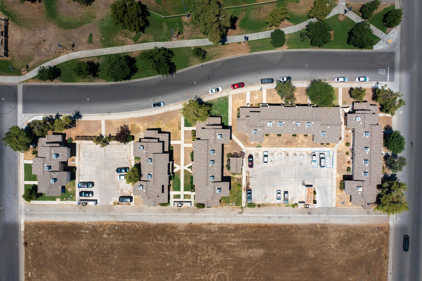 651 Beckes St, Wasco, CA 93280